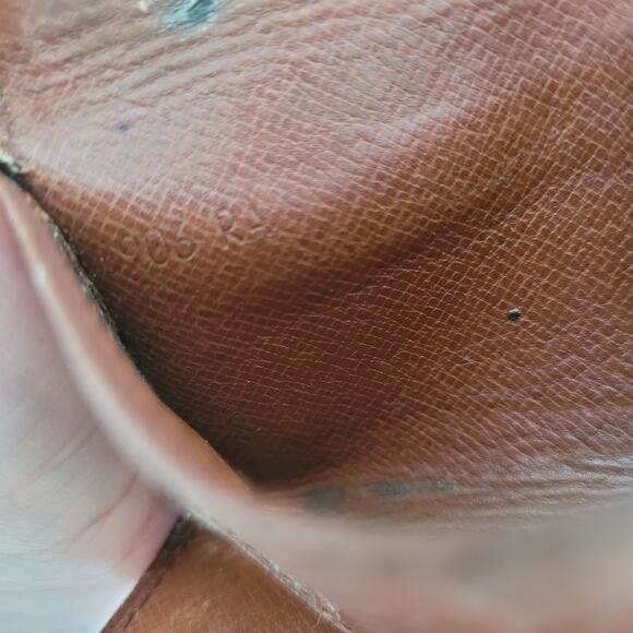 Authentic Louis Vuitton Monogram Multicles 4 Key Hooks Case Brown Small 1996 - Picture 5 of 12